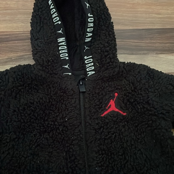 Jordan fuzzy zip up - Picture 2 of 2